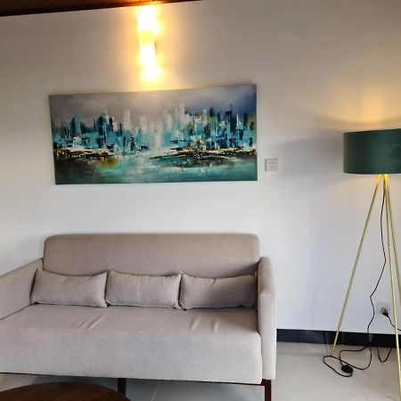 Lake Infinity Luxury Condos ヌワラ・エリヤ エクステリア 写真