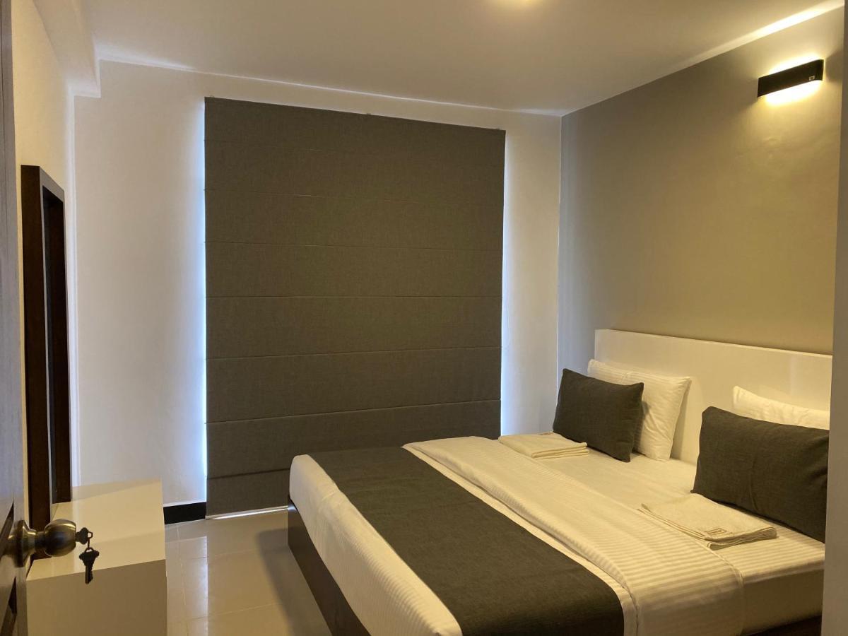 Lake Infinity Luxury Condos ヌワラ・エリヤ エクステリア 写真